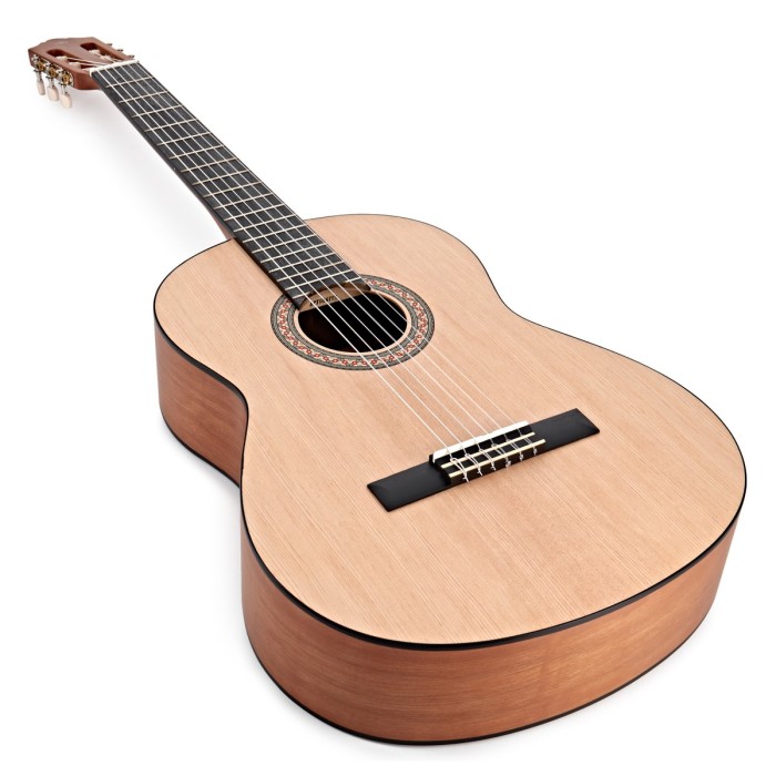 Yamaha C30